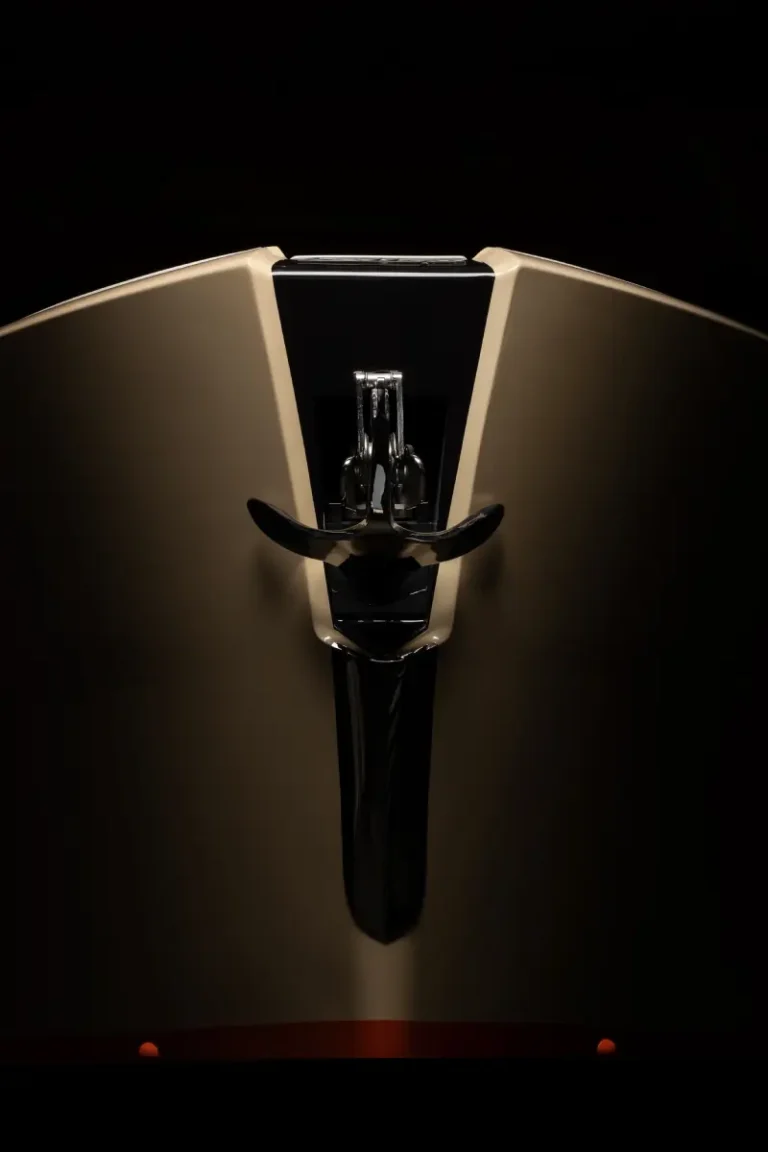HFM-Bellini-Yacht-Artistiche-1.webp