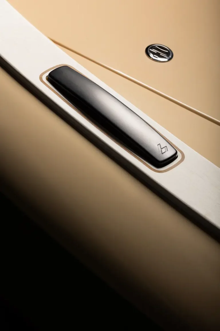 HFM-Bellini-Yacht-Artistiche-4.webp